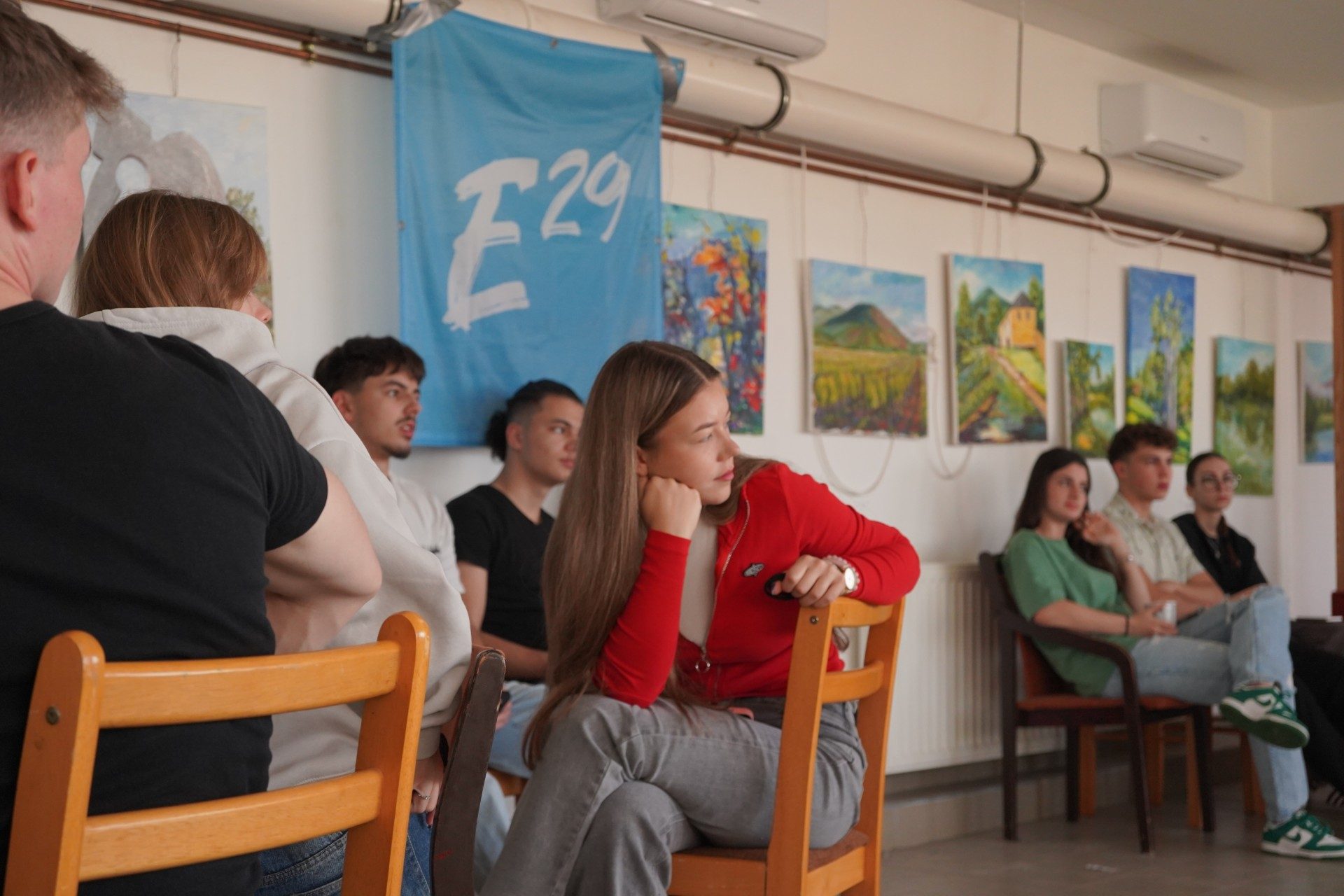 25CZ-A2-BloomingConnections-ACA06776-web