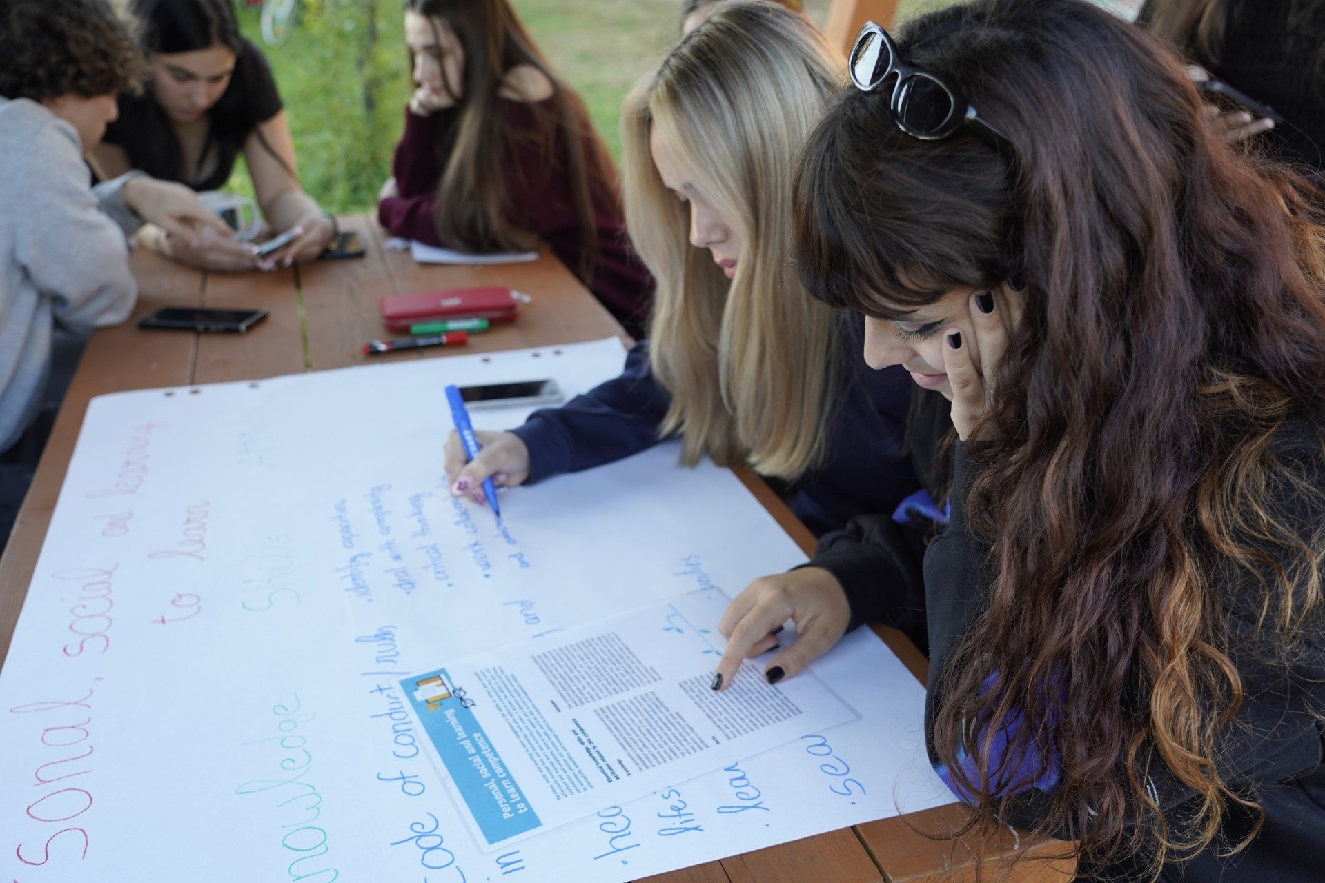 25CZ-A2-BloomingConnections-_ACC2453-web