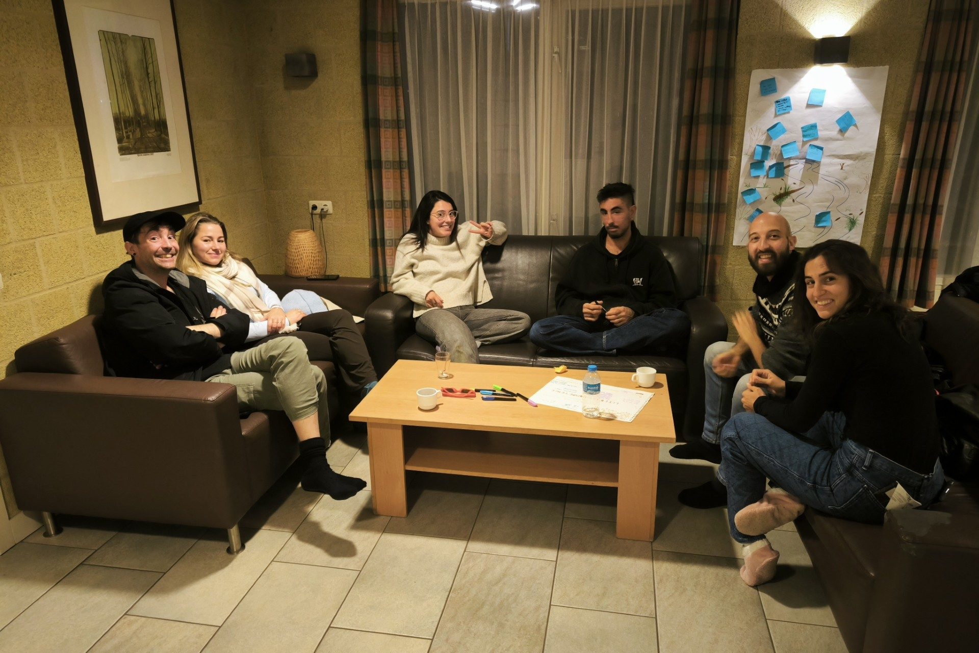 25CZ-A2-SK-Commonroomofthedorm-PeterVyparina1