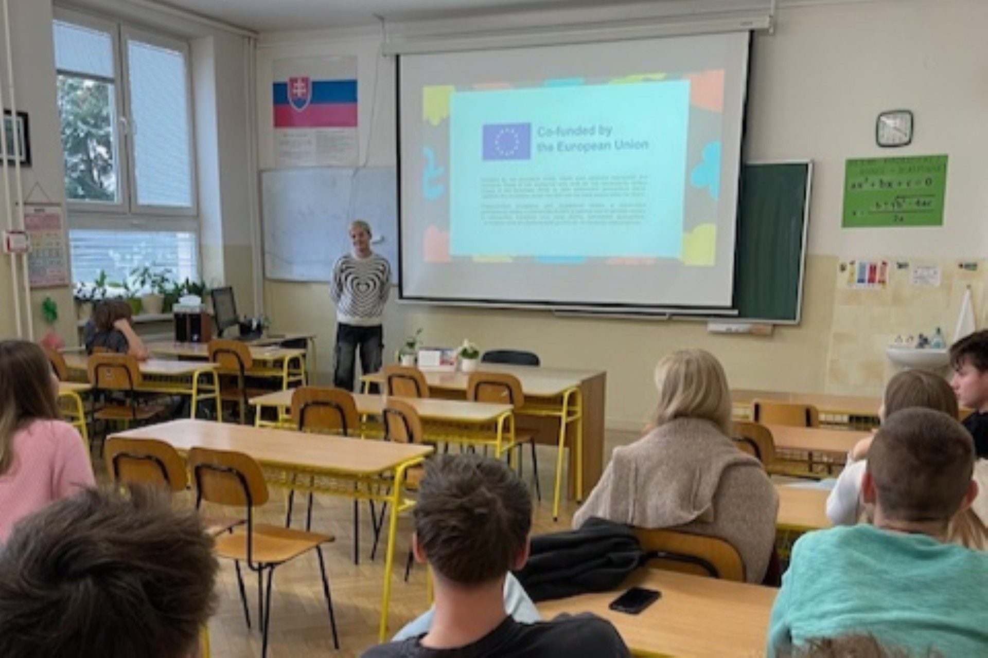 25CZ-A2-SK-GymnaziumJanaAdamaRaymana-MartinSimko-1