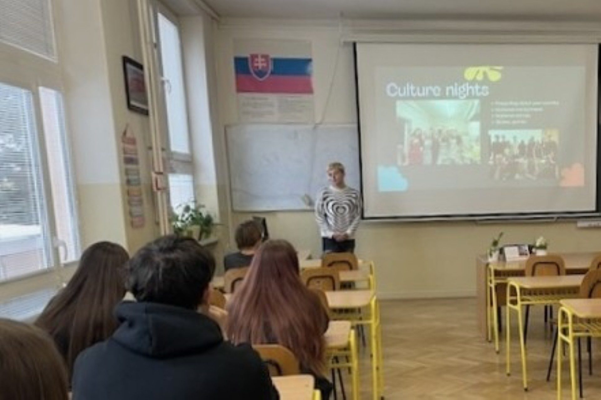 25CZ-A2-SK-GymnaziumJanaAdamaRaymana-MartinSimko-2