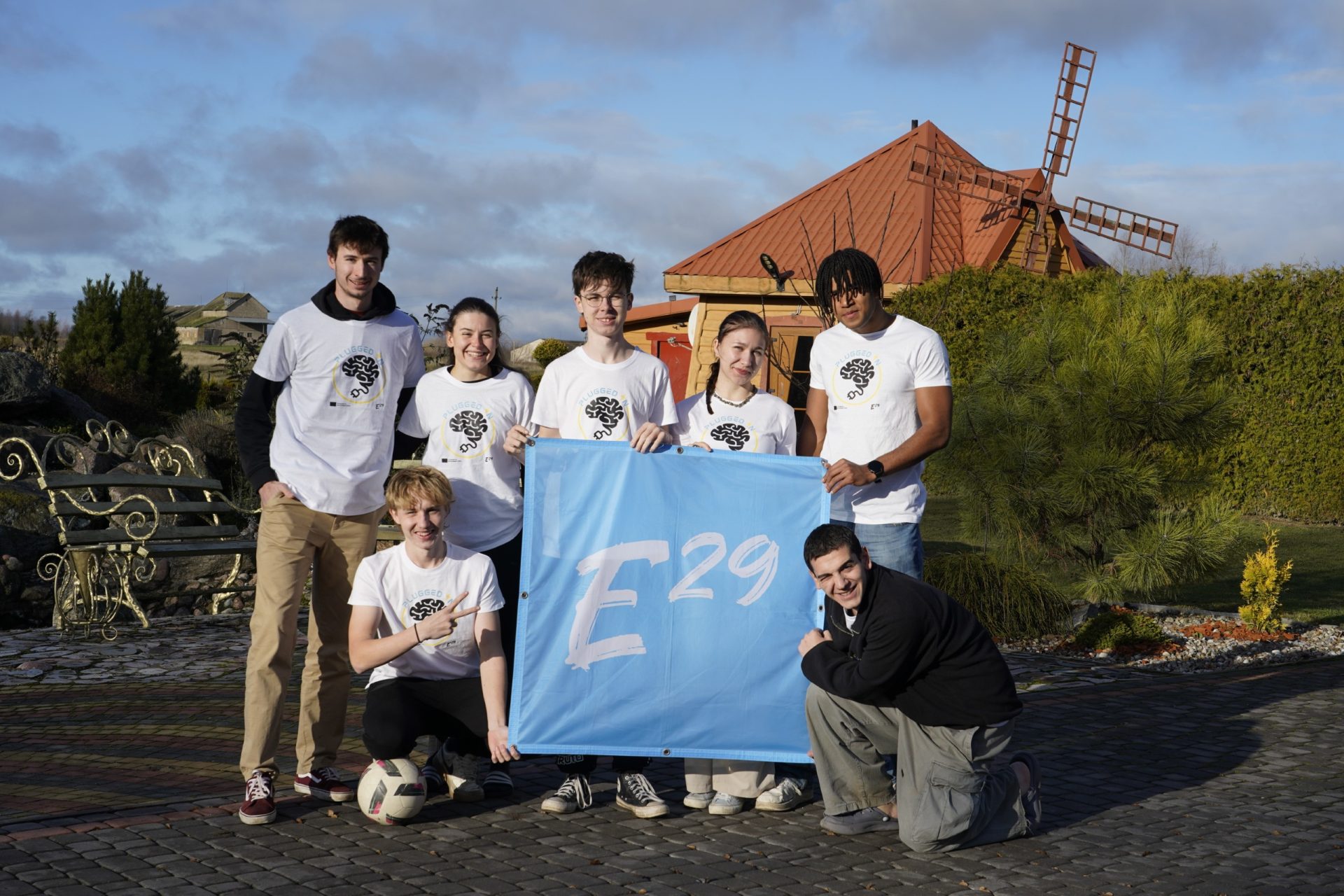 25LT-A2-PluggedIn-Photo-_ACC3971-web